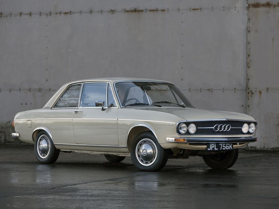  Audi 100 2-Door GL (C1) 1971 года  (UK) (фото 1 из 8)